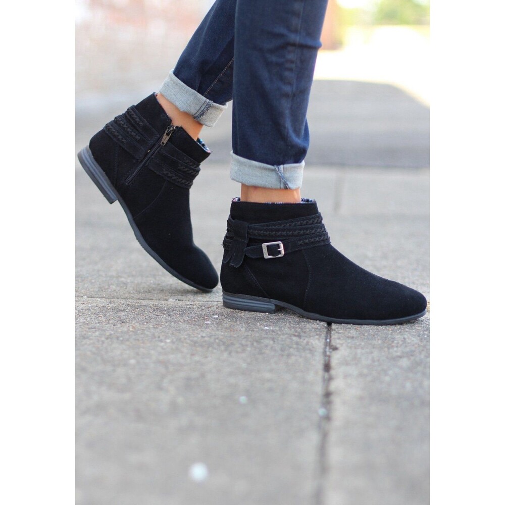 Minnetonka Ankle Boots